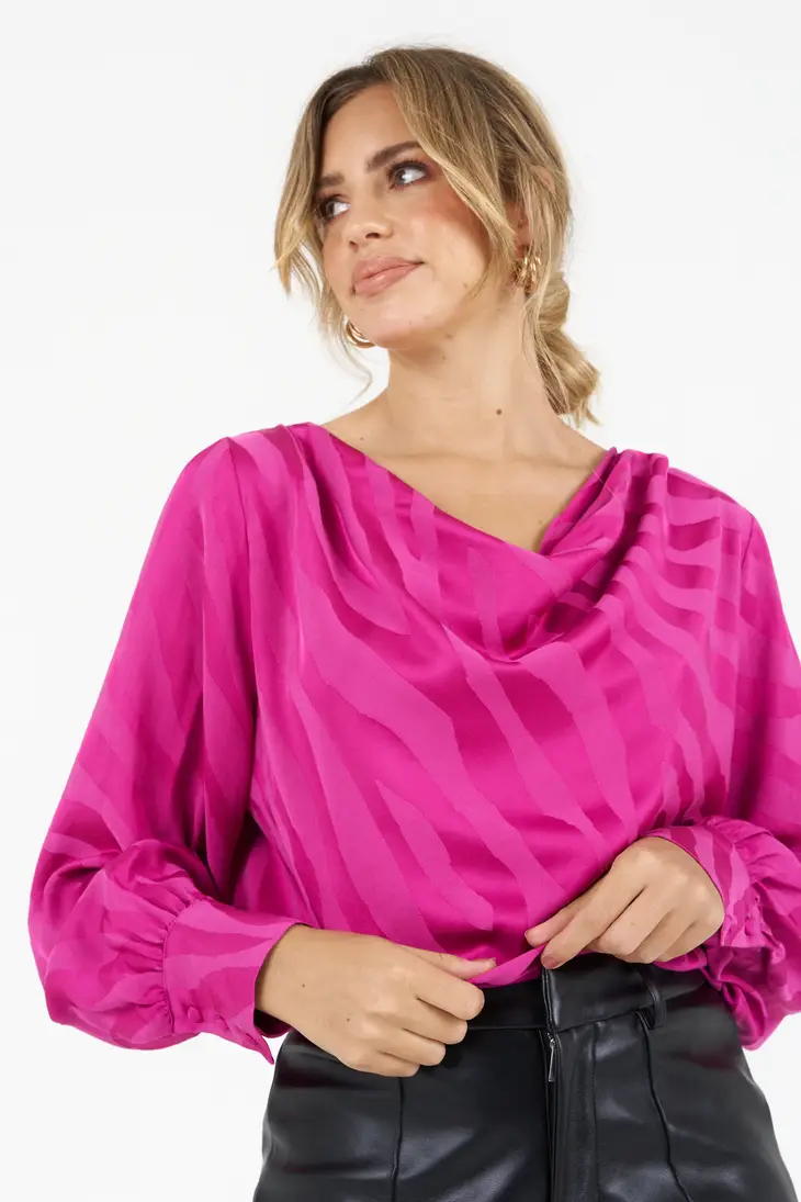 Blouse zèbre à col bénitier jaune ECOVERO Mona ZIBI LONDON 3 Blouse zèbre à col bénitier jaune ECOVERO Mona ZIBI LONDON - Image 3