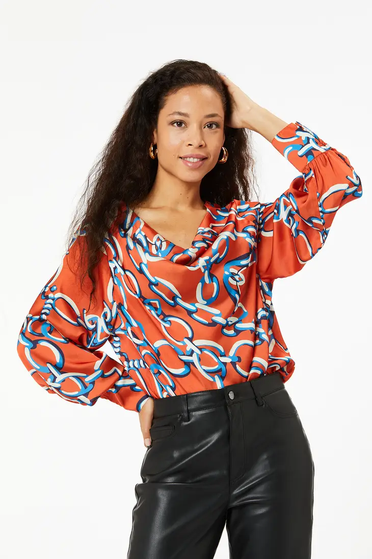 Blouse en satin vert Lula ZIBI LONDON 11 Blouse en satin vert Lula ZIBI LONDON - Image 11
