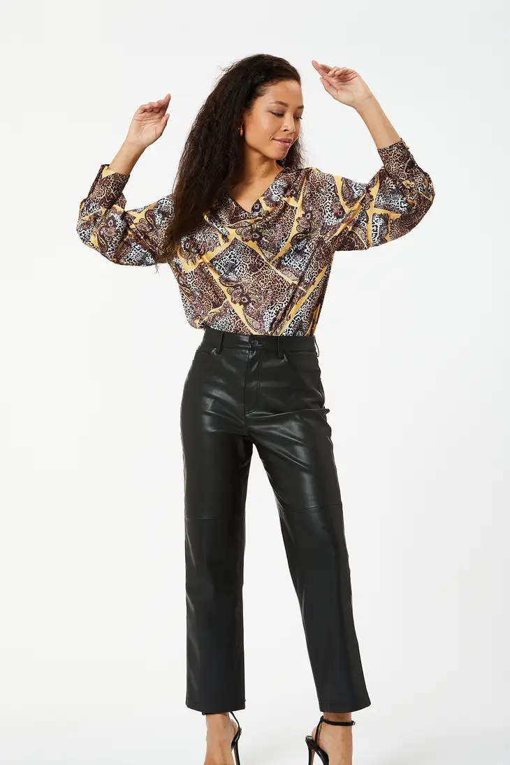 Blouse en satin vert Lula ZIBI LONDON 14 Blouse en satin vert Lula ZIBI LONDON - Image 14
