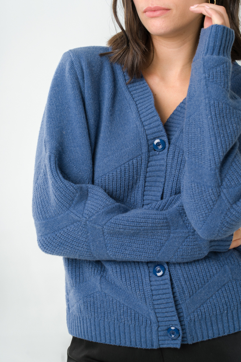 Gilet femme col V en laine 4 Gilet femme col V en laine